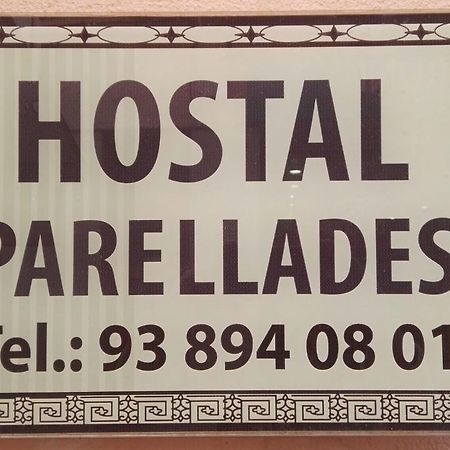 Hostal Parellades Сиджес Экстерьер фото